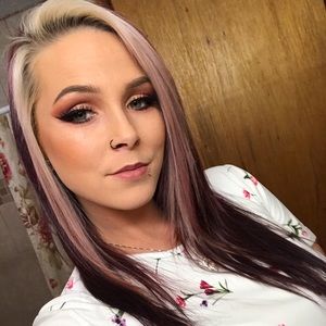 Meet your Posher, Linsey